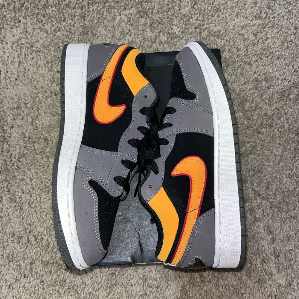 Nike Gray and Black Sneakers with Orange Swoosh - Picture 1 of 3